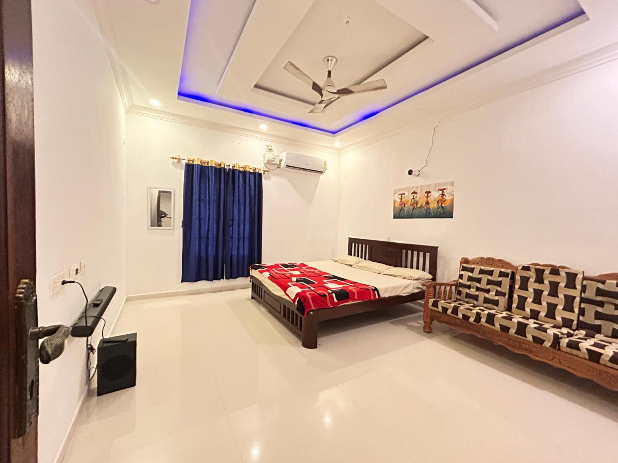 La Bay Luxury Beach Bungalow Pondicherry Exterior photo